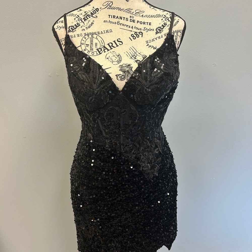 Elegant Black Sequin Dress